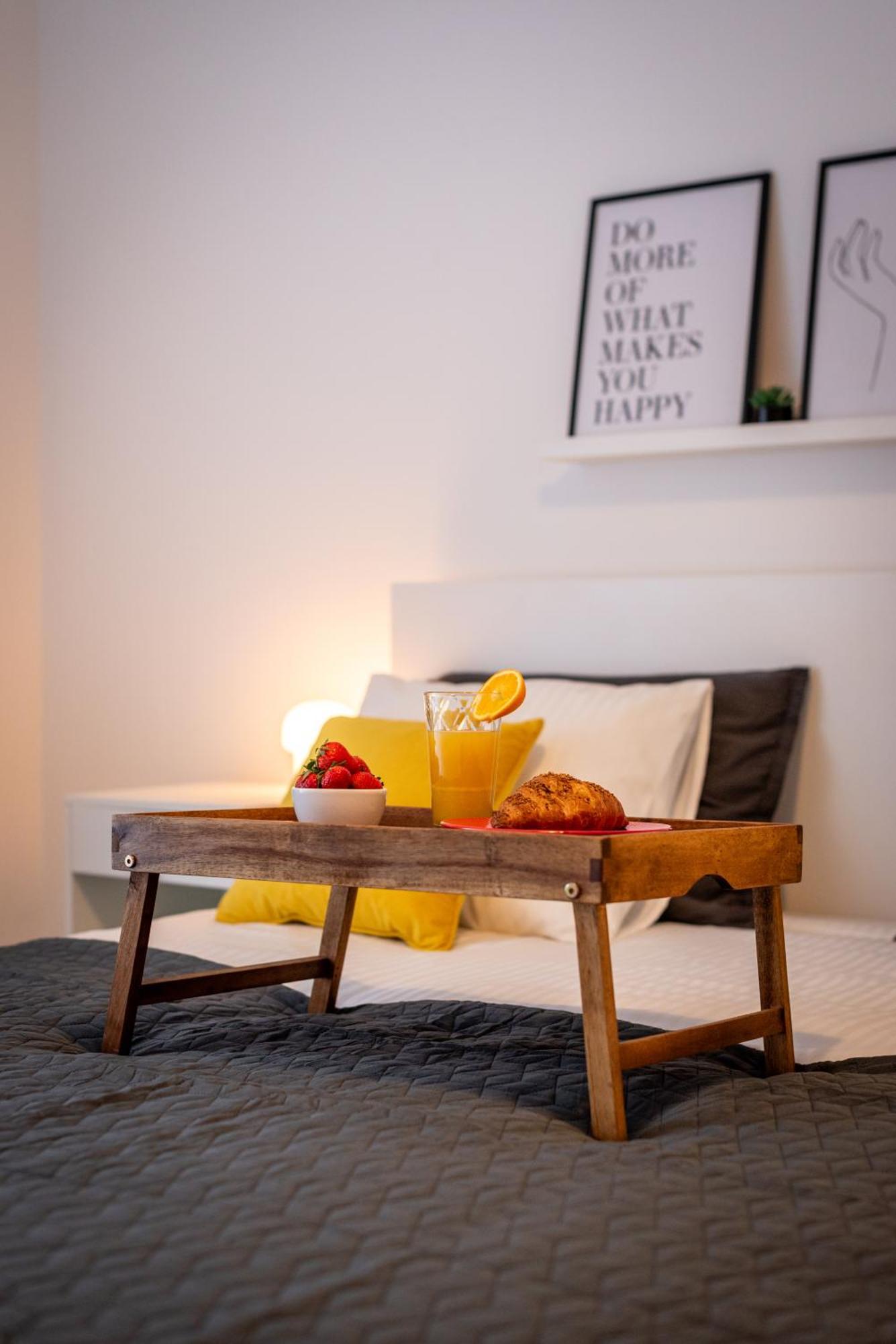 Nora - Modern Cozy With Free Parking And Terrace Apartment *